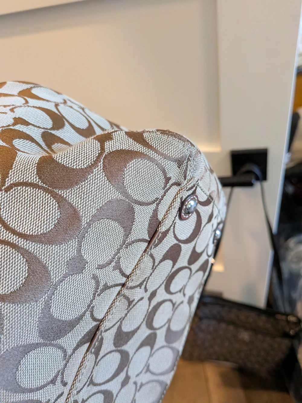 Coach Vintage Soho Pleated Signature Tote With Signature C Jacquard - Picture 7 of 8